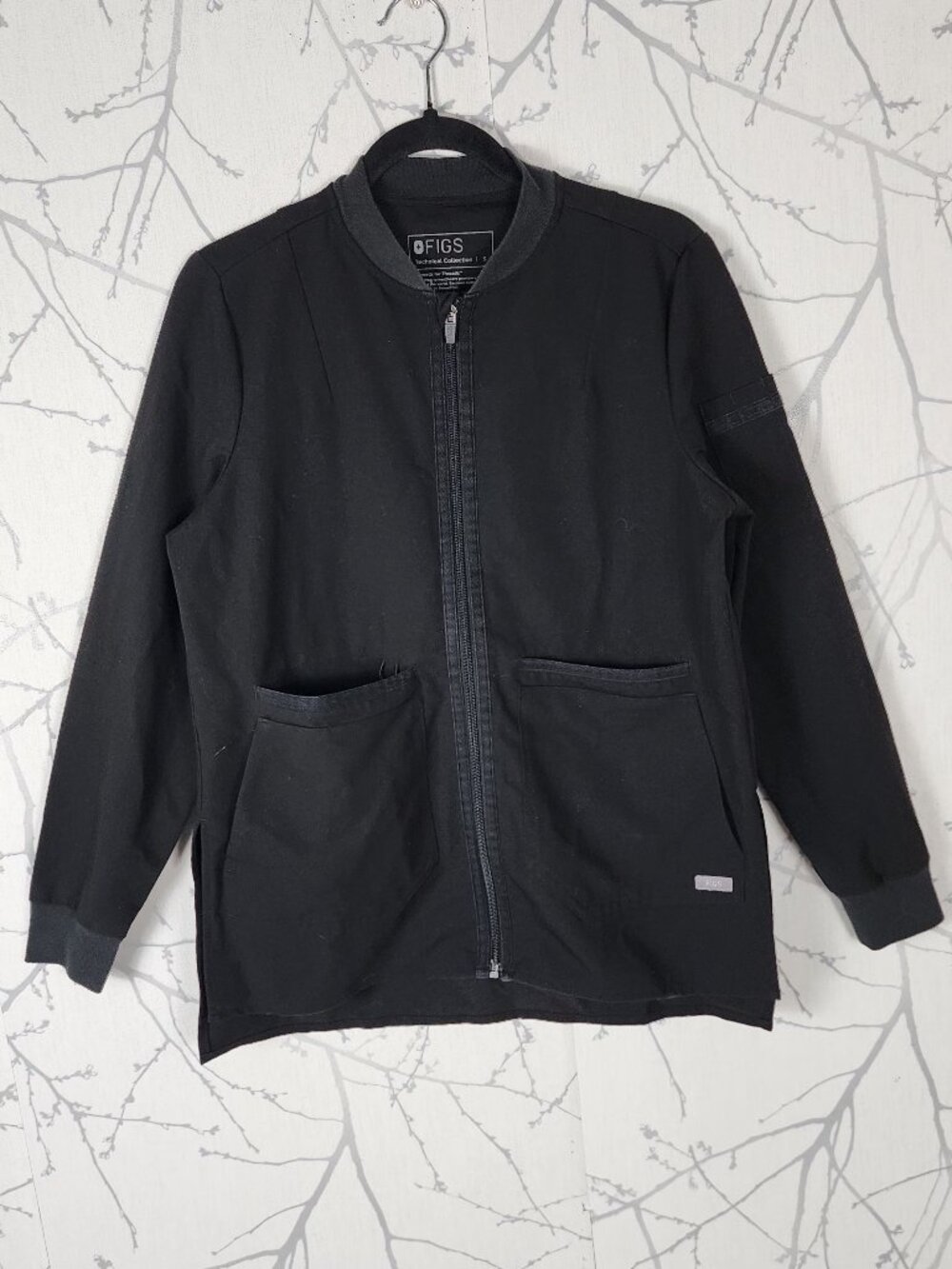 Figs Technical Collection Black Full Zip Scrub Jacket